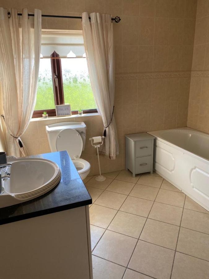 Gallagh Guest House Self Catering H18R252 Eircode Monaghan Bagian luar foto